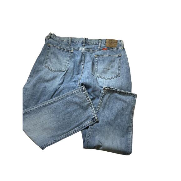 Wrangler Jeans Womens Size 42X30 Relaxed Fit Bleu Denim - Picture 6 of 10